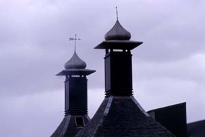 Bowmore�̓�������p�S�_����