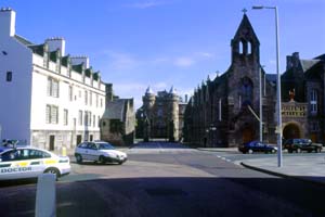 ������Ƃ���������Holyroodhouse