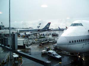 �J��Heathrow Airport