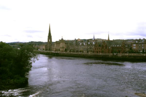 �쉈���ɂ���Perth�̔�����������