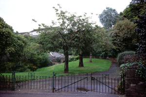 �������ՁH